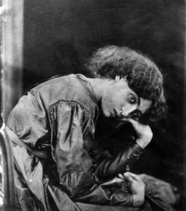 Jane Morris, poseerannut Dante Gabriel Rossetti, 1865 (albumiprintti)